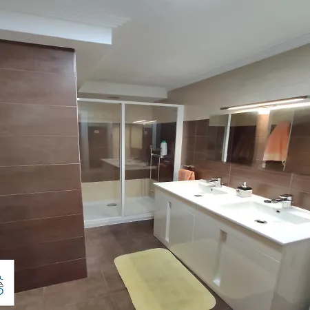 Izaro Apartment *